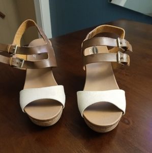 NWOT Dr. Scholl's wedge sandals